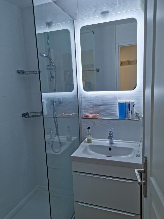 Appartement Renove, Piscine A Debordement, Vue Mer Cannes Eksteriør billede